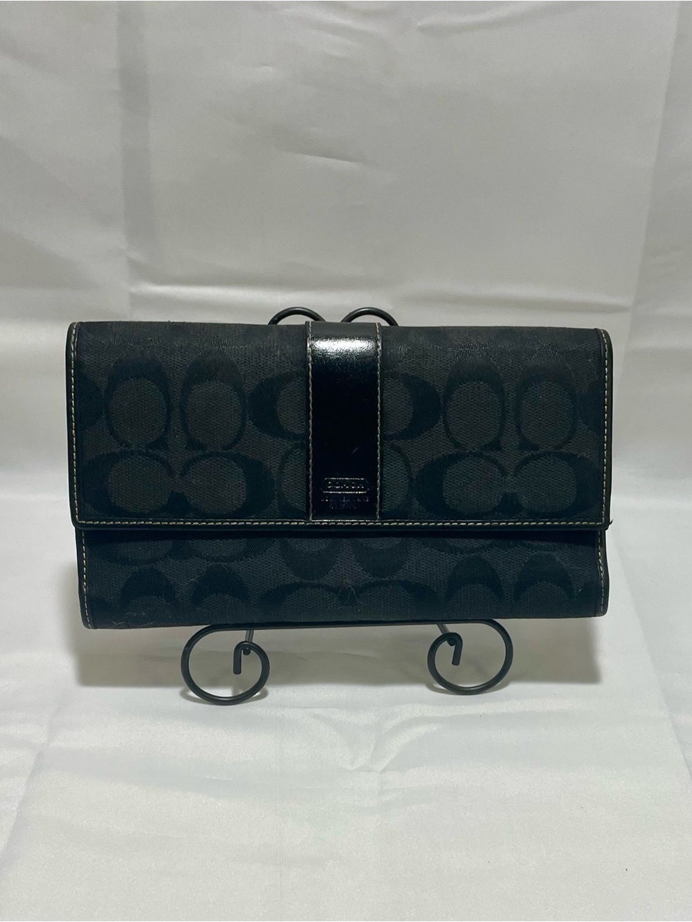 Coach Black Signature Trifold Wallet ✨VINTAGE✨